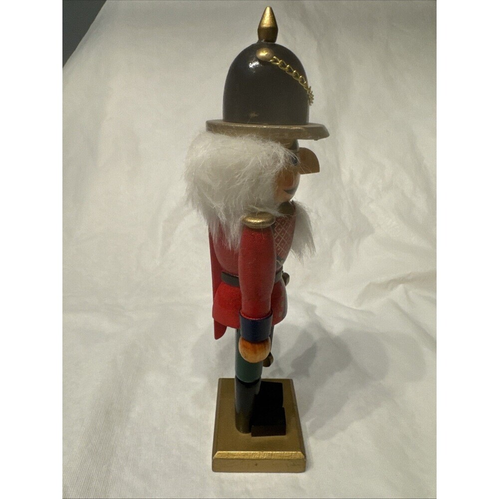 Wooden Knight/Soldier Nutcracker Approx 10 To 10-1/2” Tall - Picture 5 of 11